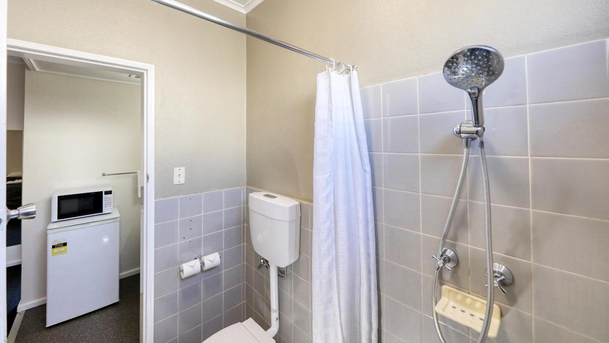 Coachman Hotel Motel Parkes Bagian luar foto
