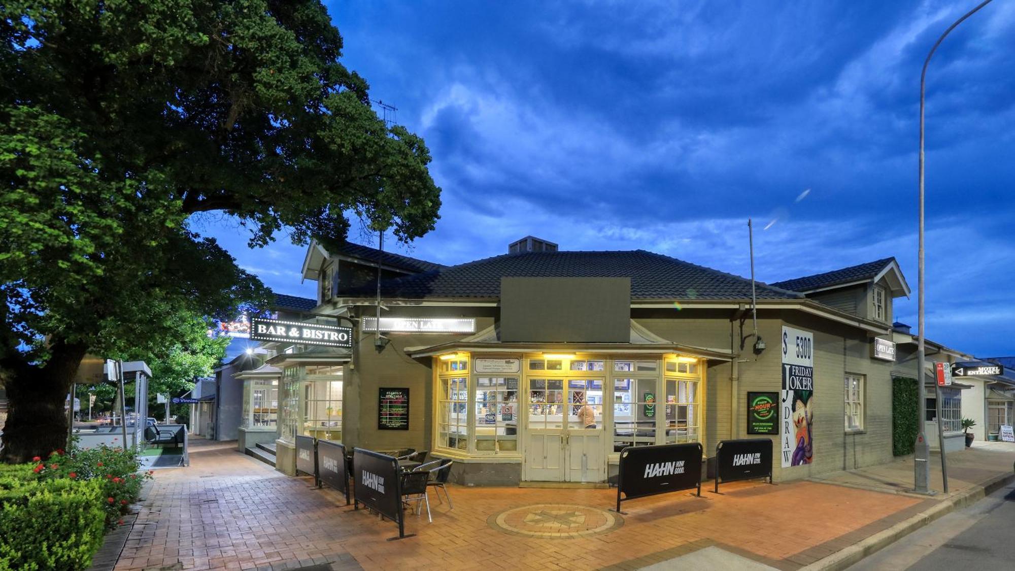 Coachman Hotel Motel Parkes Bagian luar foto