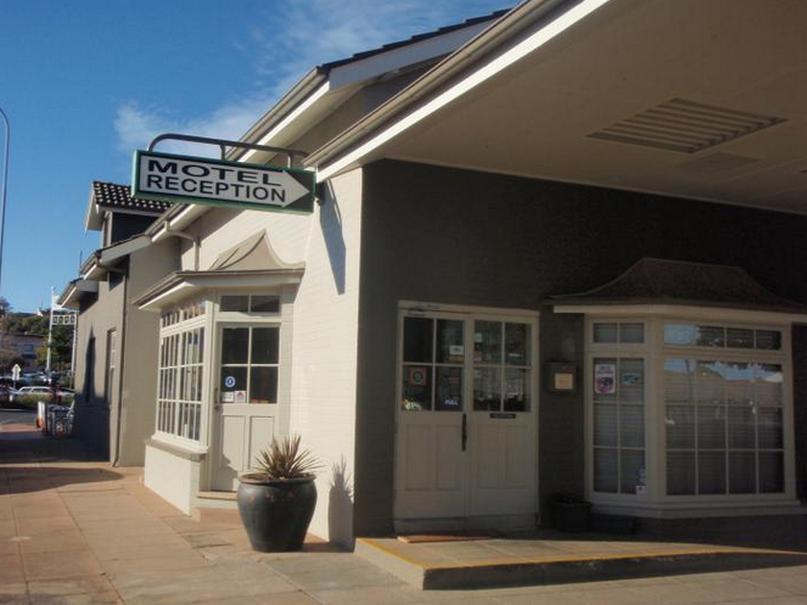 Coachman Hotel Motel Parkes Bagian luar foto